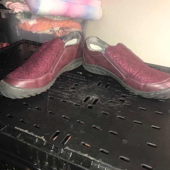 JBU MEMORY FOAM BY JAMBU SHOES - Picture 2 of 7